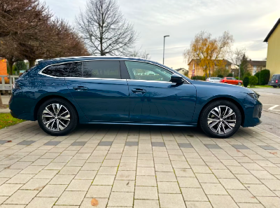 Peugeot 508 Hybrid SW 225 NOVÁ BATERIE 165kw 120tis