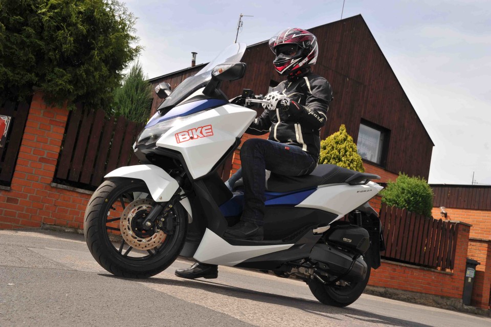 TEST: Honda Forza 125