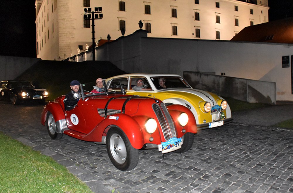 500 Km slovensk&yacute;ch &ndash; Z Ko&scaron;ic do Bratislavy