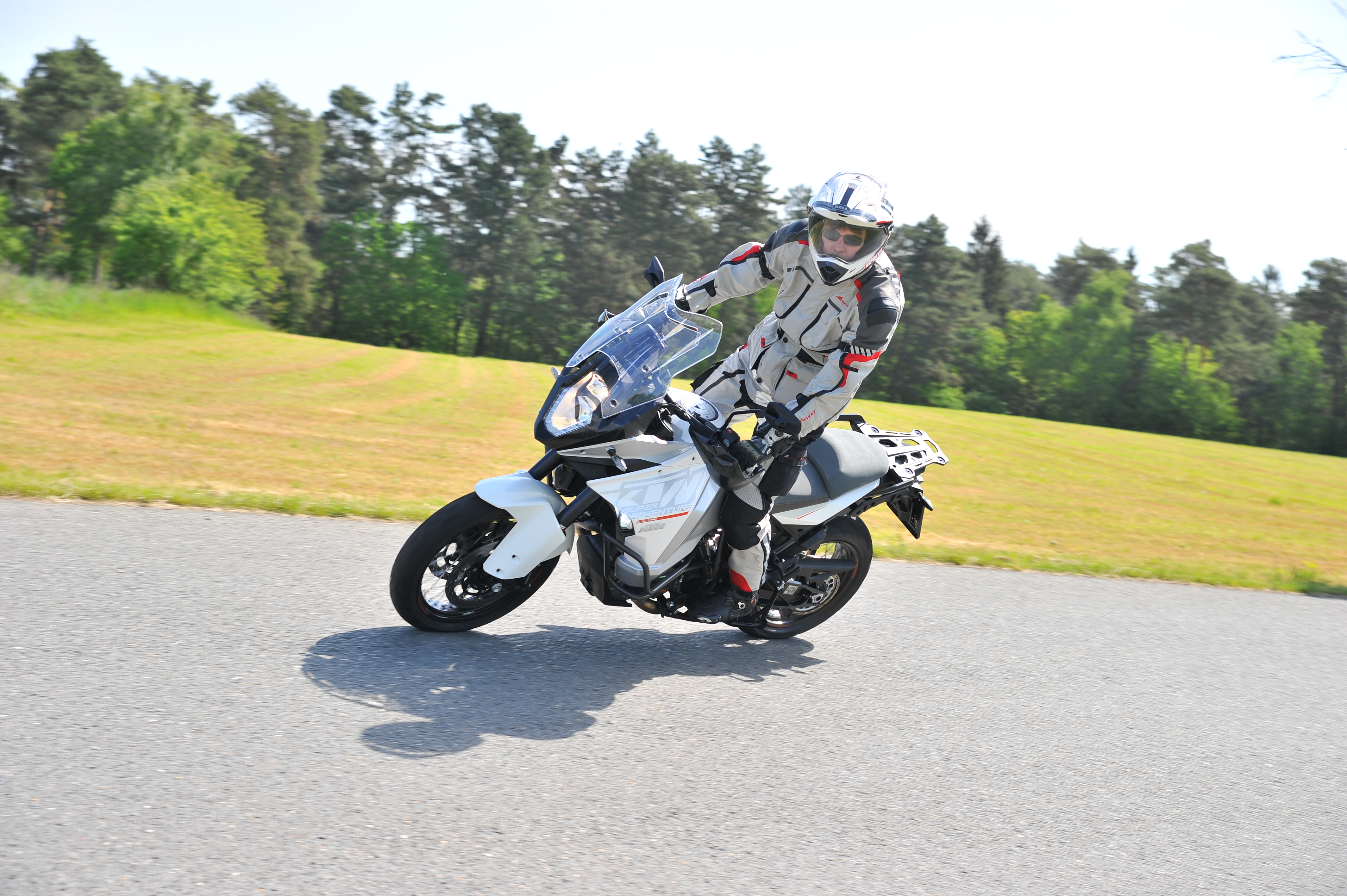 TEST: KTM 1290 Super Adventure TEST: KTM 1290 Super Adventure