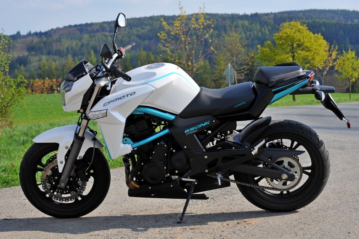 TEST: CF Moto 650 NK &ndash; Dlouhodob&yacute; test 2017