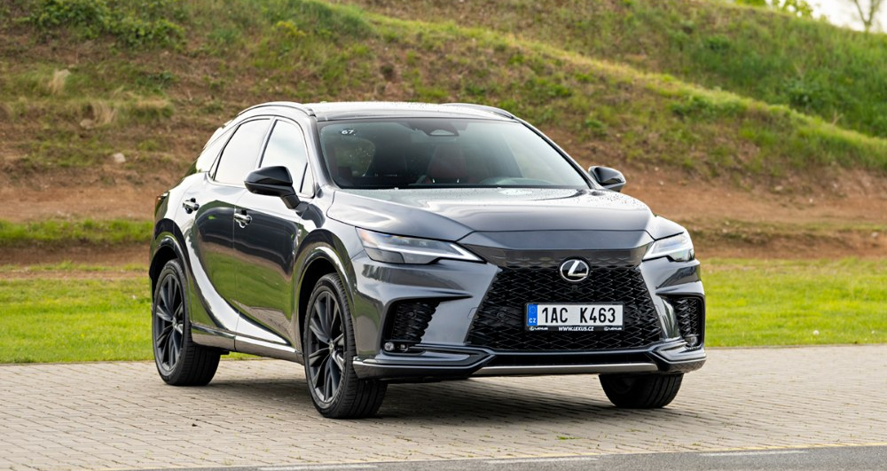 Lexus RX 500h &ndash; Lexus s kř&iacute;dly