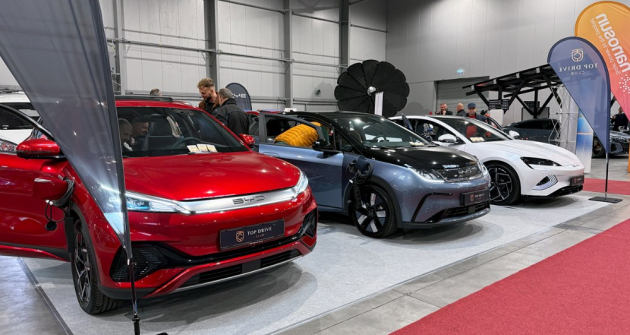 Č&iacute;nsk&eacute; automobilky &ndash; Kdo je kdo?