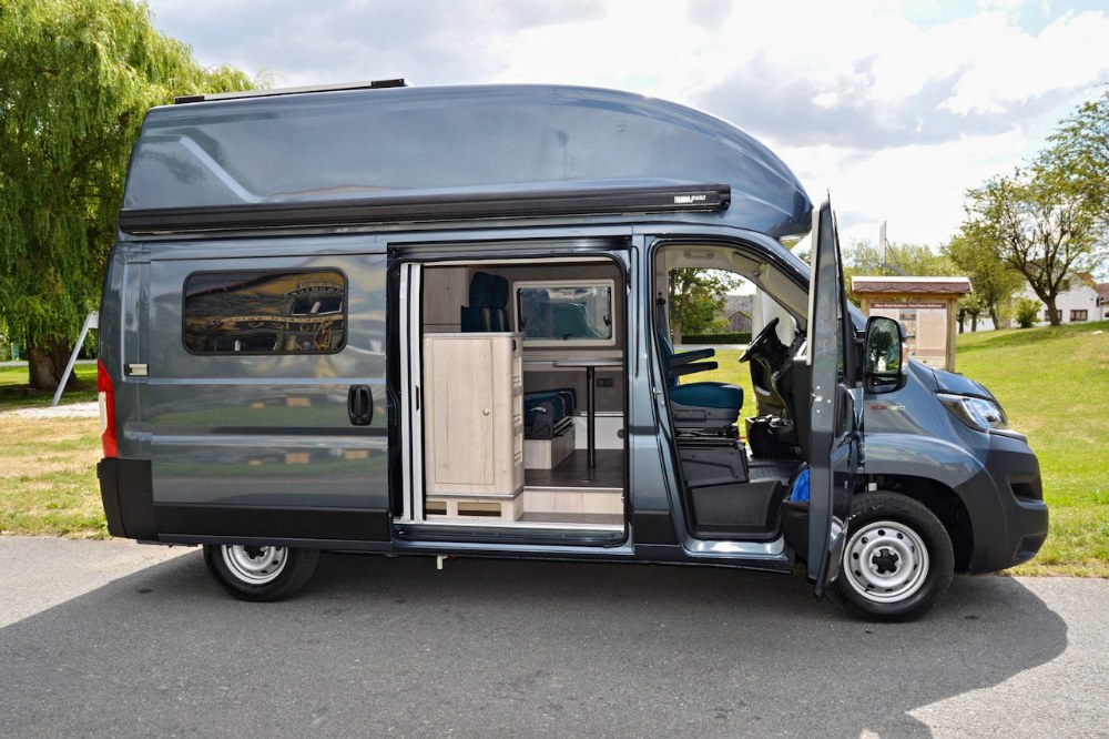 KRS: firma s v&aacute;&scaron;n&iacute; pro obytn&eacute; vozy