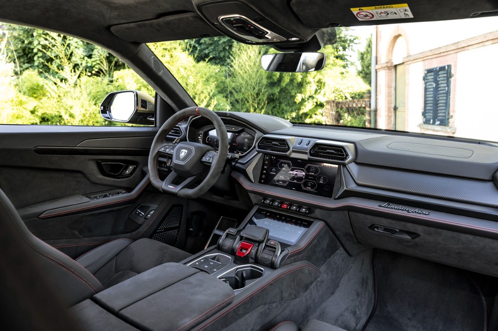 Lamborghini Urus SE &ndash; Plug-in m&yacute;ty boř&iacute;c&iacute;