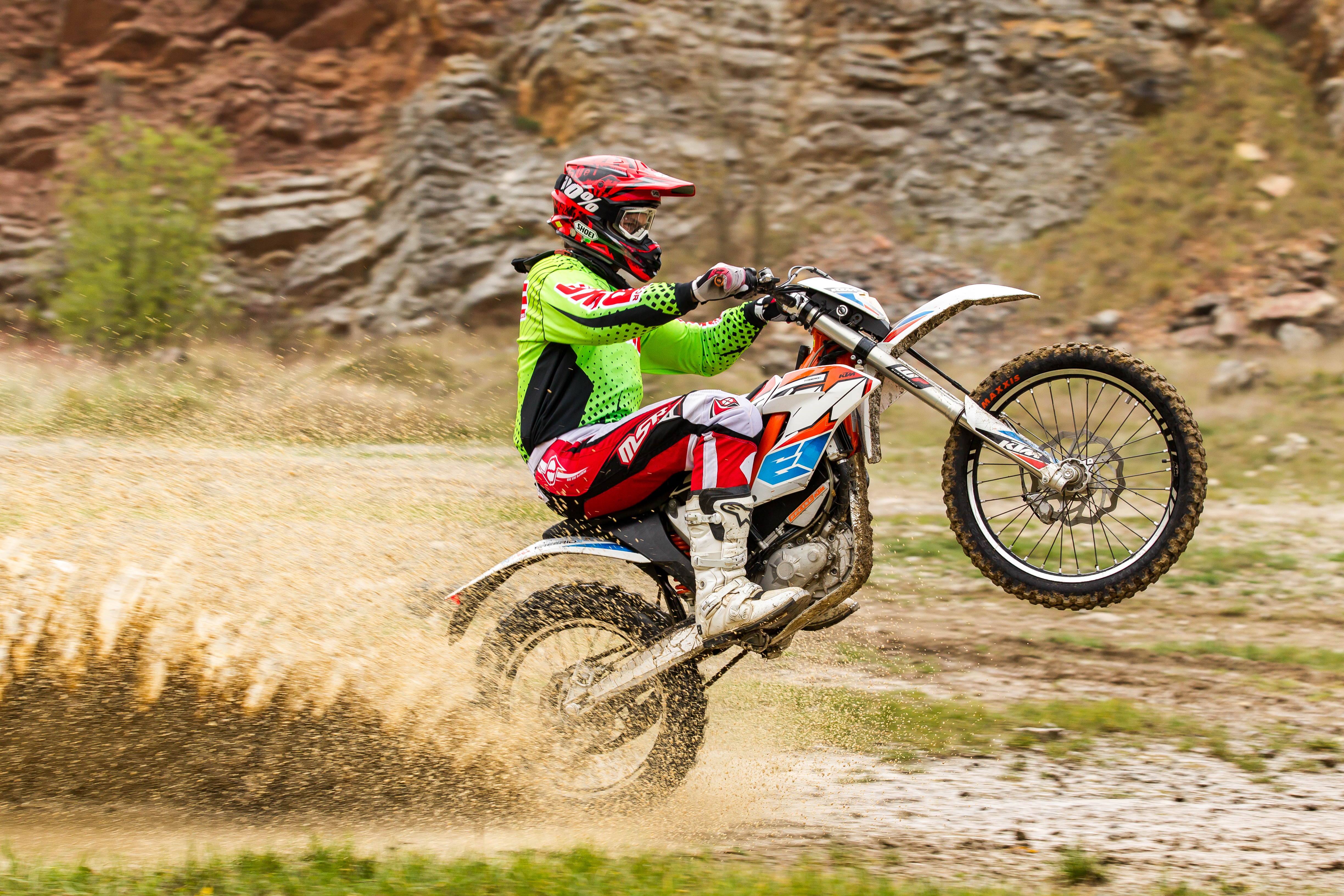 TEST: KTM Freeride E-XC a E-SX TEST: KTM Freeride E-XC a E-SX